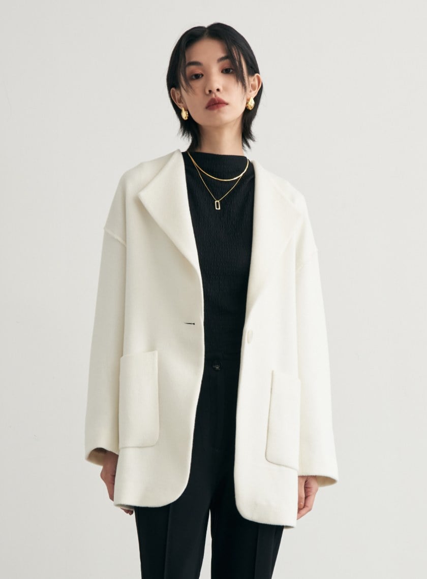 羊毛翻領落肩口袋大衣